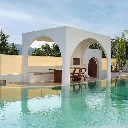 Neox With 2 Pools, Jacuzzi, Sauna & Minigolf * Φετιγιέ