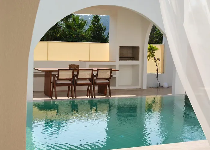 Vilă Neox With 2 Pools, Jacuzzi, Sauna & Minigolf Fethiye