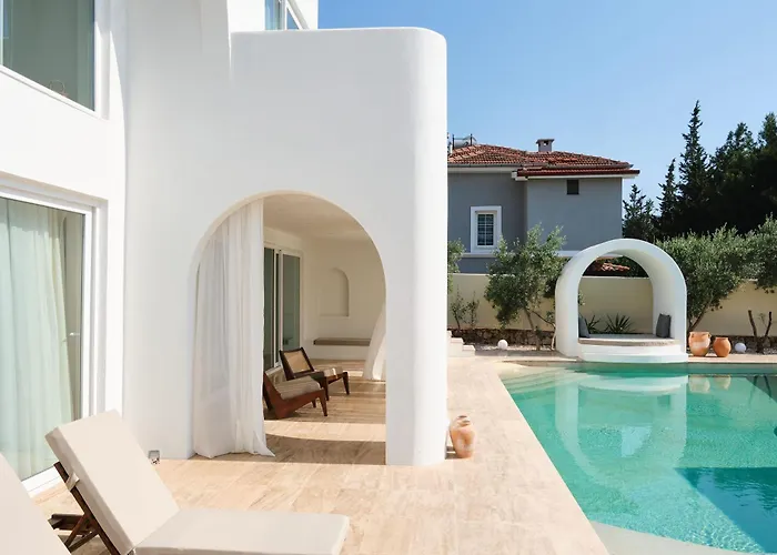 Vilă Neox With 2 Pools, Jacuzzi, Sauna & Minigolf Fethiye