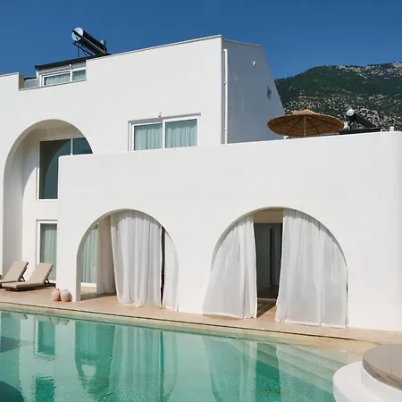 Vilă Neox With 2 Pools, Jacuzzi, Sauna & Minigolf Fethiye