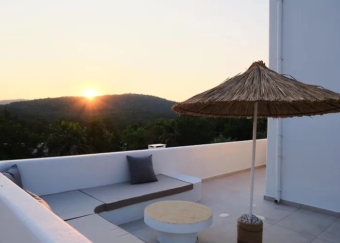 Neox With 2 Pools, Jacuzzi, Sauna & Minigolf Fethiye