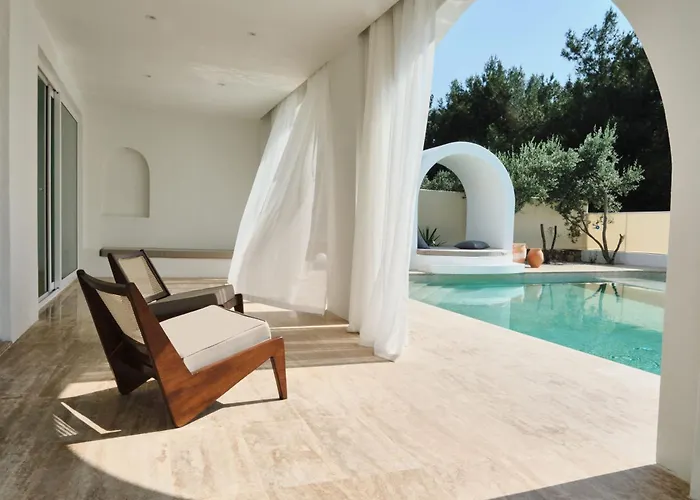 Neox With 2 Pools, Jacuzzi, Sauna & Minigolf Villa *