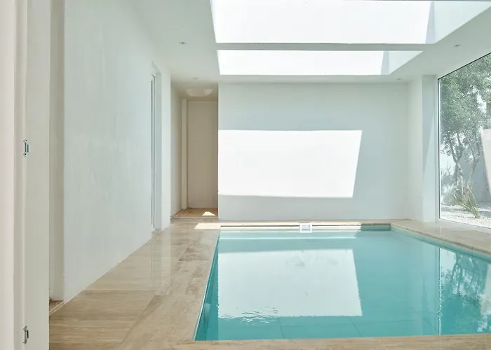 Neox With 2 Pools, Jacuzzi, Sauna & Minigolf *