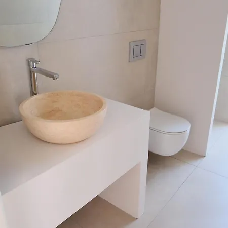 Neox With 2 Pools, Jacuzzi, Sauna & Minigolf 빌라 페티예